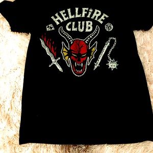 Oversized black tee Hellfire club Stranger things